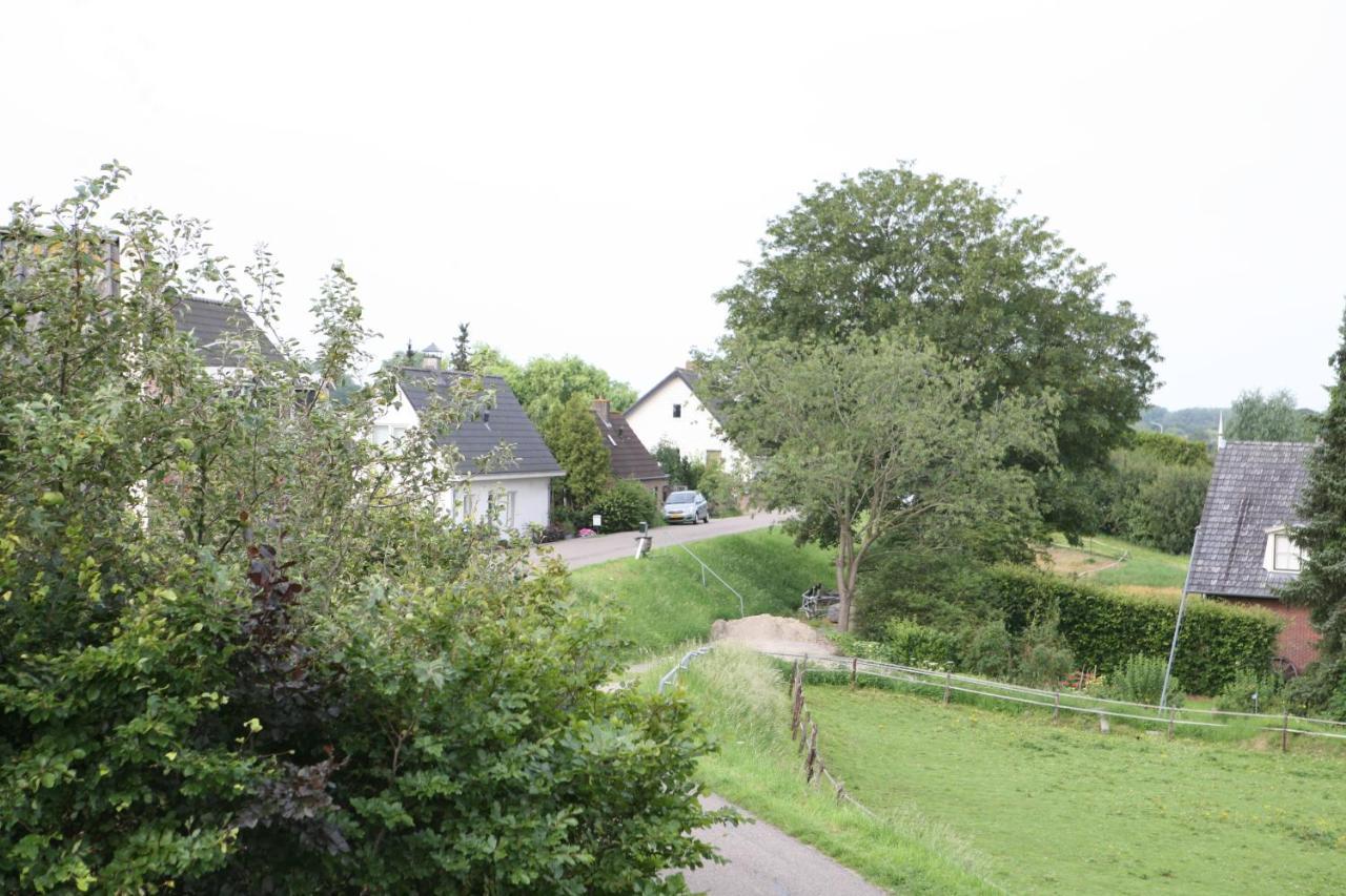 Prins Van Poederoijen ภายนอก รูปภาพ
